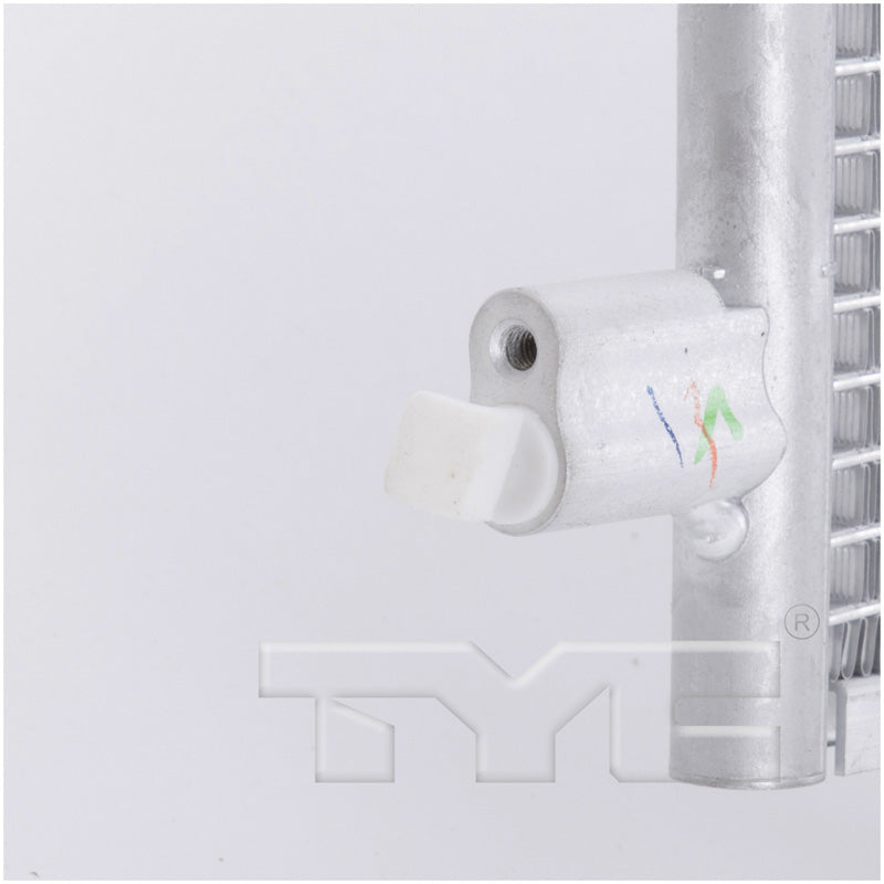 Suzuki A/C Condenser with OEM # 95310-80J01 TYC #  3693
