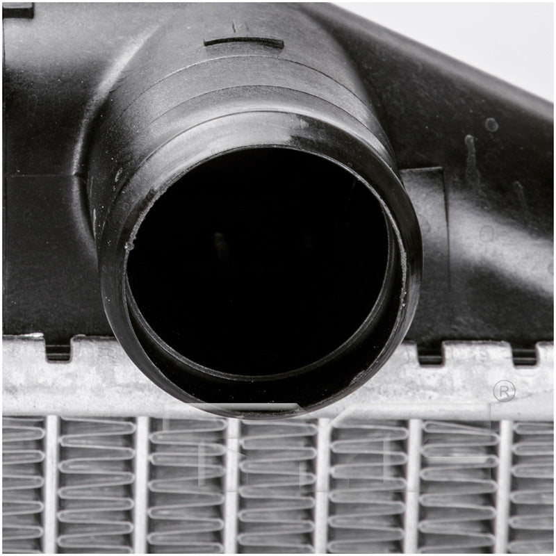 INFINITI Nissan Radiator with OEM #  21410-0W517 TYC #  2075
