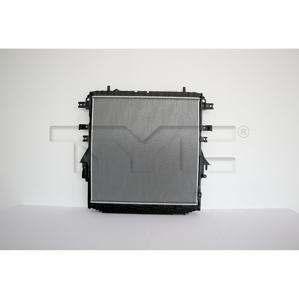 Chevrolet GMC Radiator with OEM #  84671375 TYC #  13753