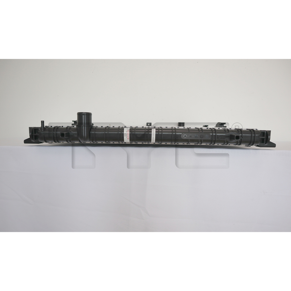 Chevrolet GMC Radiator with OEM #  84671375 TYC #  13753