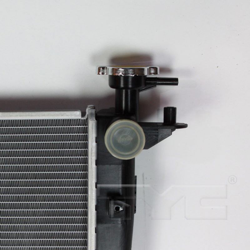 Hyundai KIA Radiator with OEM #  25310 2S650 TYC #  13150