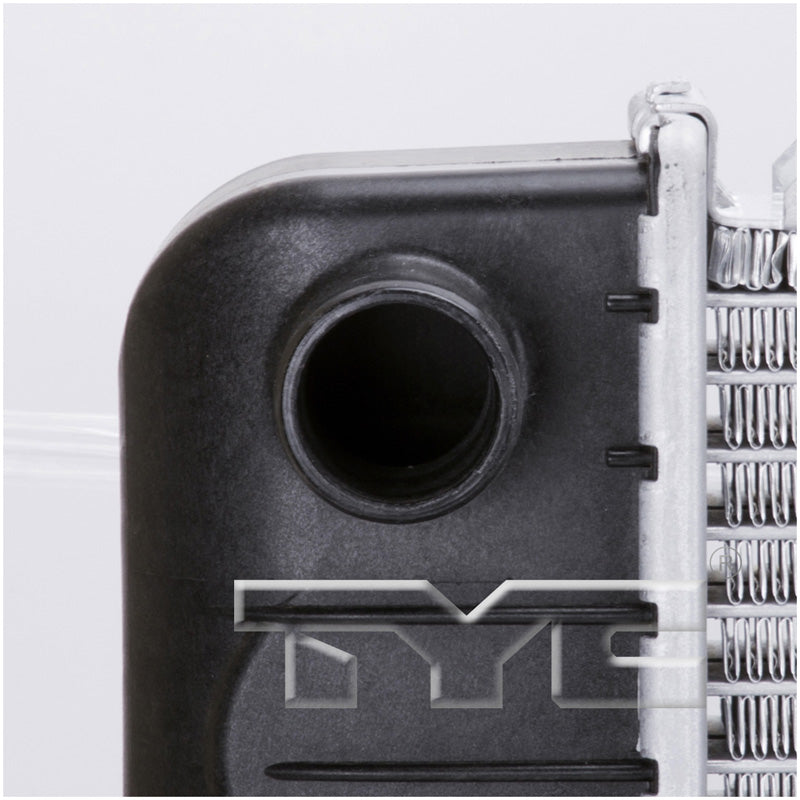 Chevrolet GMC Radiator with OEM #  52478818 TYC #  624