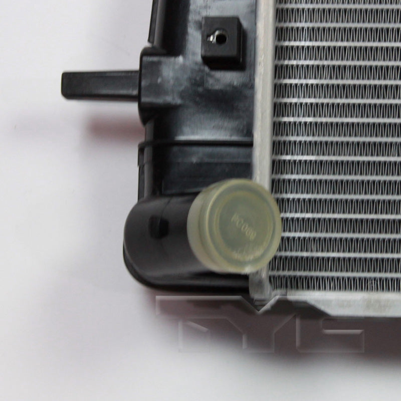 Hyundai KIA Radiator with OEM #  25310 2E800 TYC #  2785