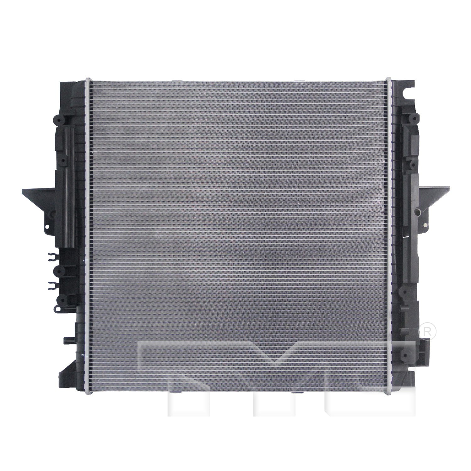 Land Rover Radiator with OEM #  LR015560 TYC #  13540