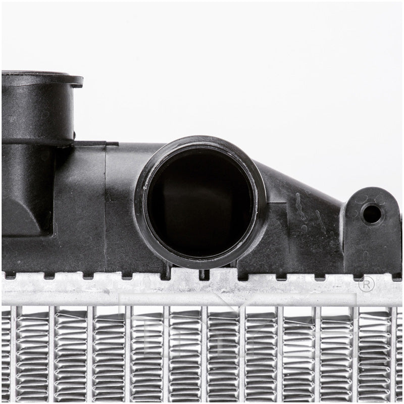 INFINITI Nissan Radiator with OEM #  21410-0W517 TYC #  2075