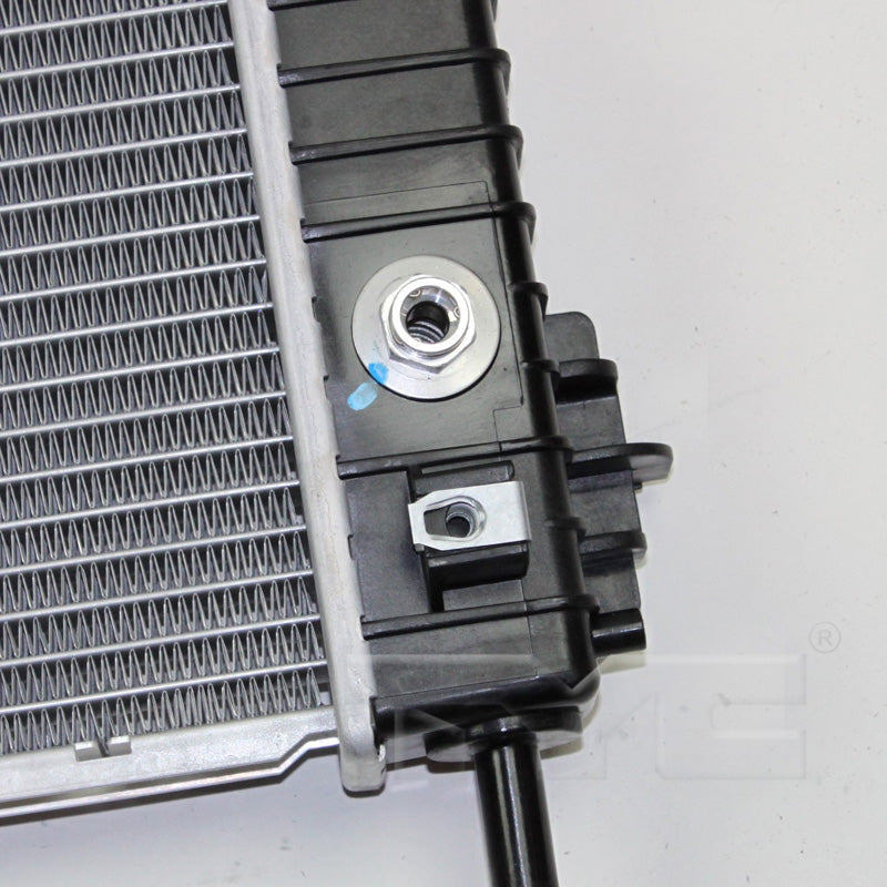 Buick Chevrolet GMC Saturn Radiator with OEM #  84079536 TYC #  13007