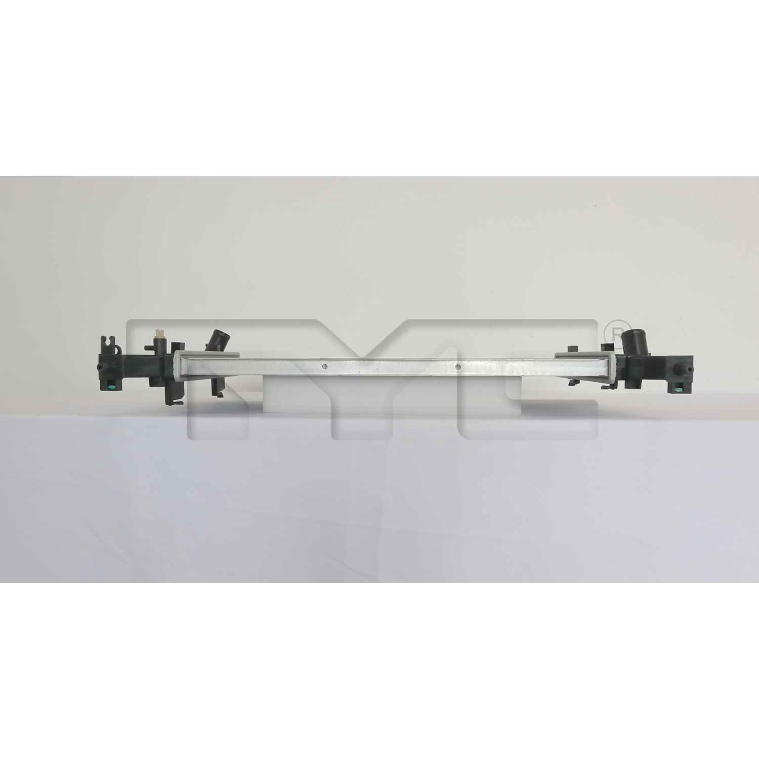 Hyundai Radiator with OEM #  25310-F3300 TYC #  13710