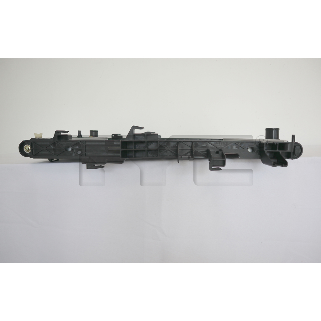 Chevrolet GMC Radiator with OEM #  84671375 TYC #  13753