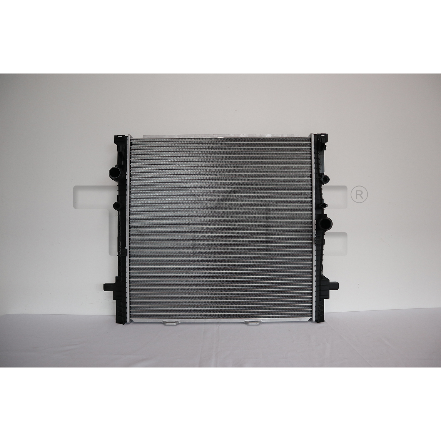 BMW Radiator with OEM #  17 11 5 A44 D67 TYC #  13783